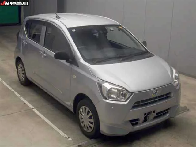 Daihatsu Mira e:S LA350S 2021